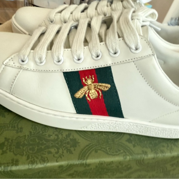Gucci Nero White Sneakers - Picture 5 of 11